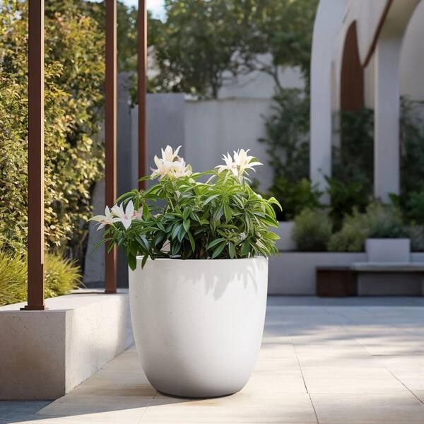 Sapcrete Lightweight 18in. x 17in. Crisp White Extra Large Tall