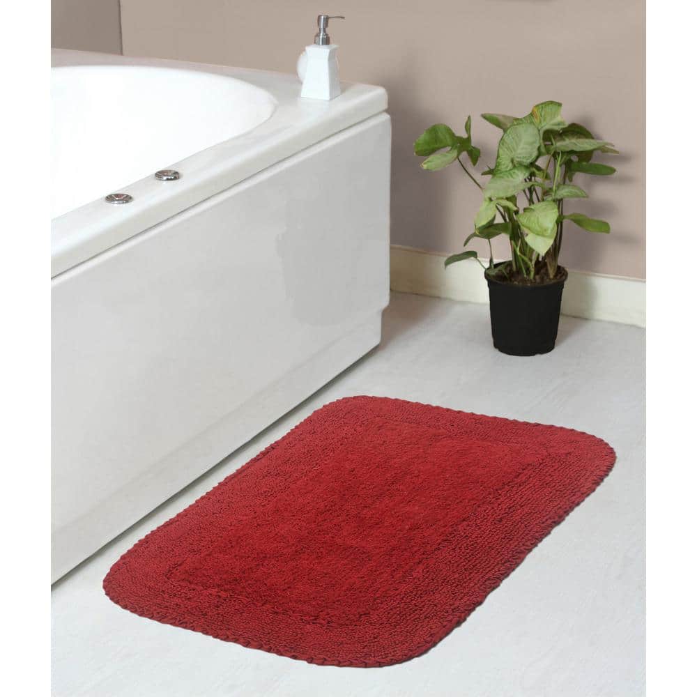 Home Weavers Inc Radiant Collection 21 in. x 34 in. Red Cotton Bath Rug