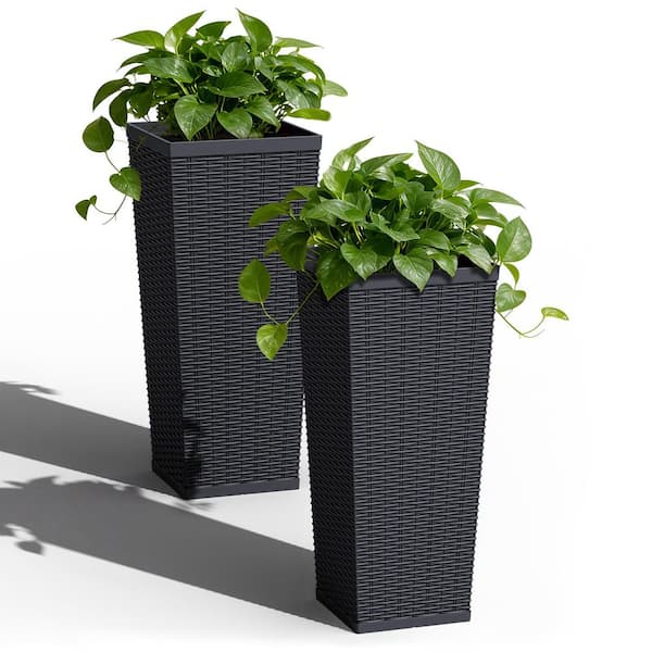 Tozey 30 in. Black Resin Tall Square Planter (Set of 2) T-PLT24