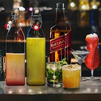 Nevlers 6 Pack 33 oz. Square Glass Bottles with Swing Top Stoppers, Bottle Brush, Funnel, and Gold Glass Marker MK-37