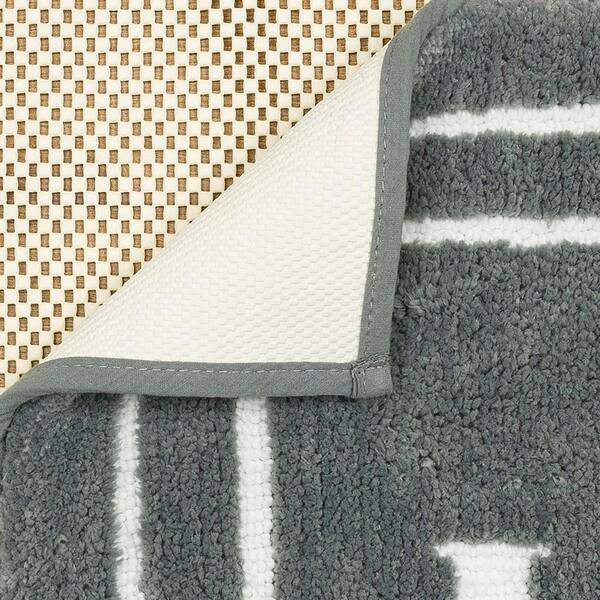 Mohawk Ensuite Light Grey Bath Rug 20x34