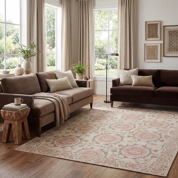 Hillstone Collection Winnow Traditional Vintage Medallion Area Ivory 7 ft. x 9 ft. Indoor Area Rug