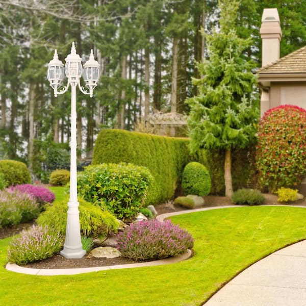 Designers Fountain Riviera 3-Light White Cast Aluminum Line