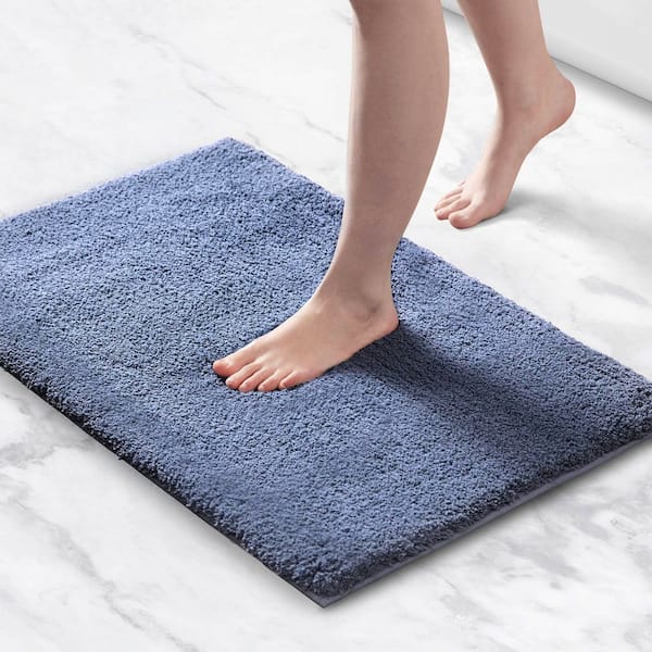 Marshmallow Blue 20 in. x 24 in. Contour Bath Mat