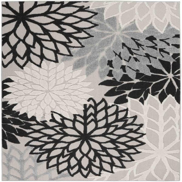 Bernadette Black White 4 ft. x 6 ft. Rectangle Area Rug