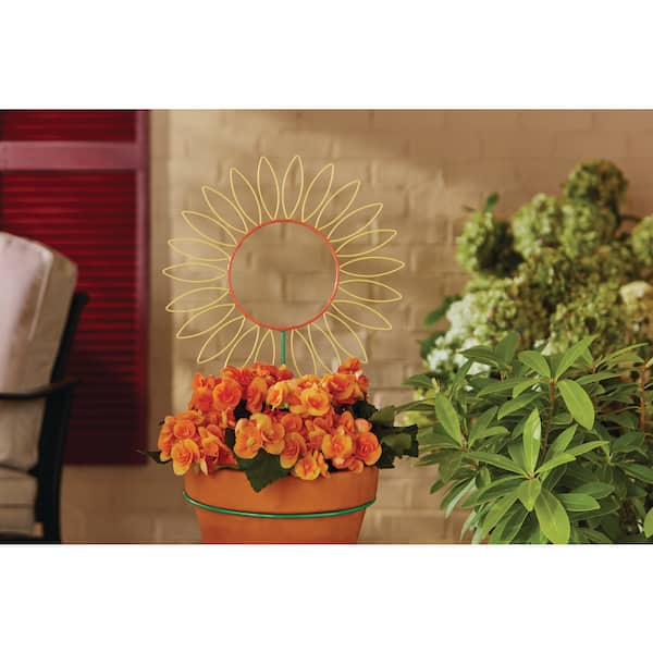 36 in. H Yellow Flower Iron Decorative Planter Stake