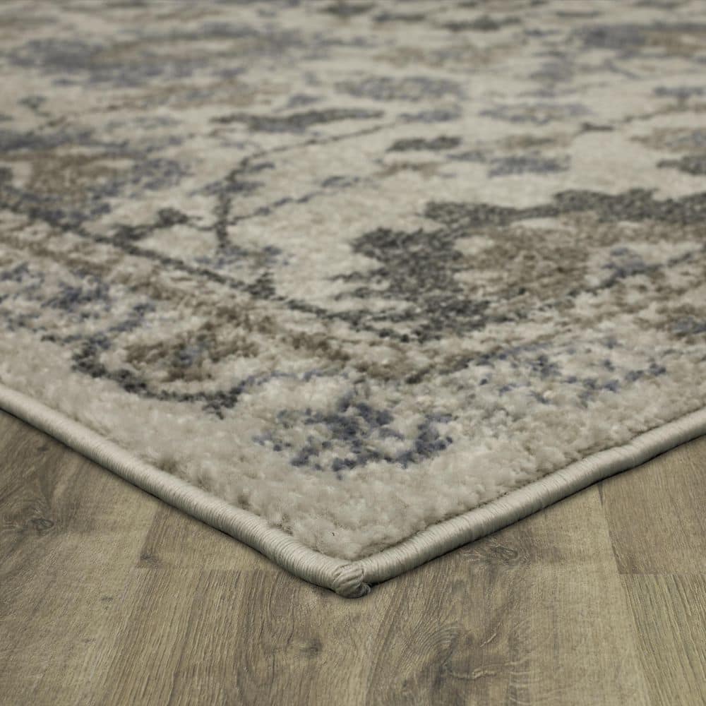 Gray 6' x 9' Rectangular Stain-Resistant Synthetic Area Rug