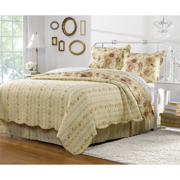 Antique Rose Quilt Set