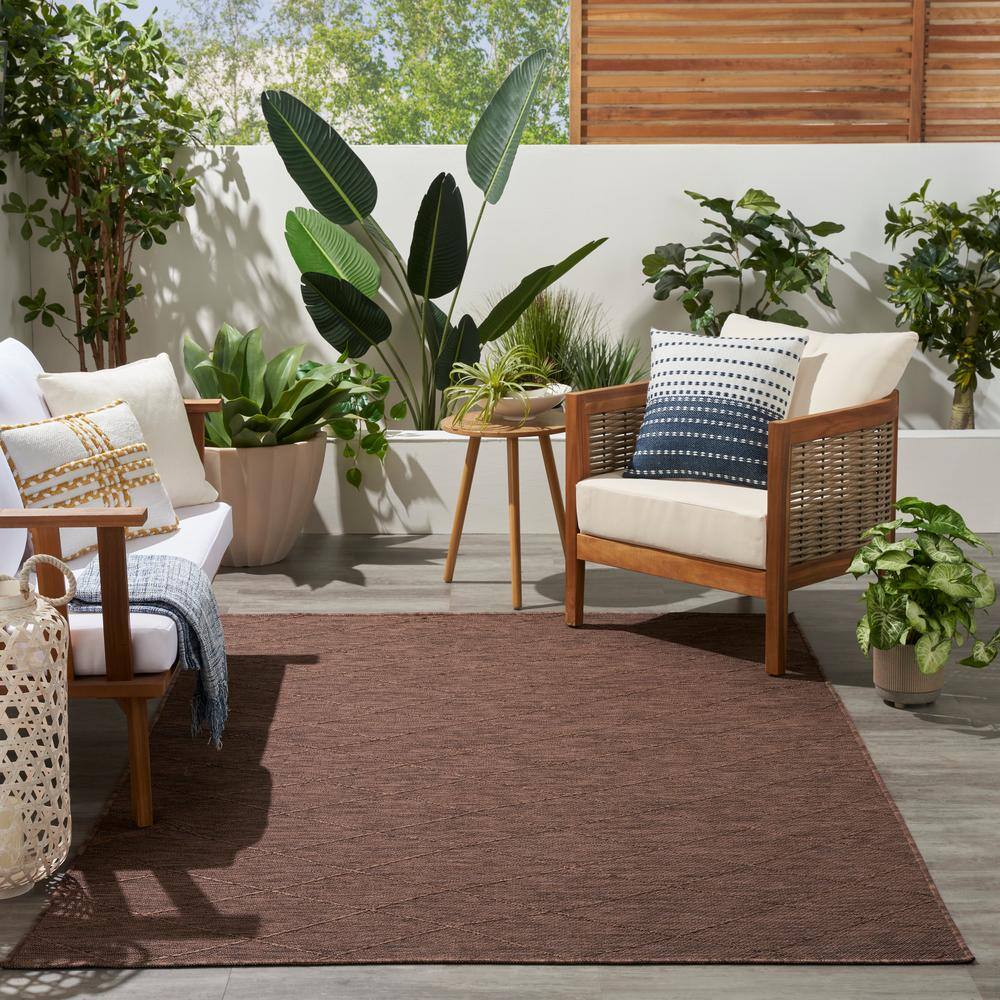 Mocha Geometric Non-Slip Washable 6' x 9' Synthetic Rug