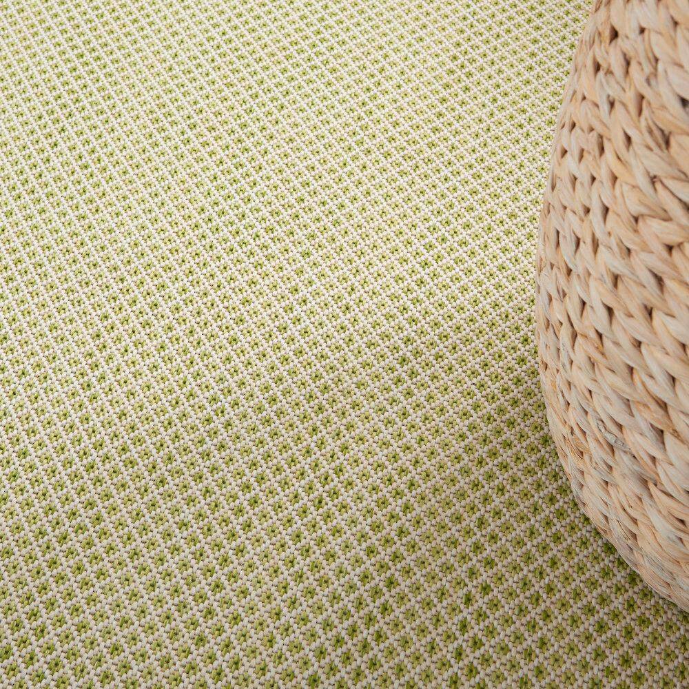 Ivory Green Geometric 5' x 7' Synthetic Easy Care Rug