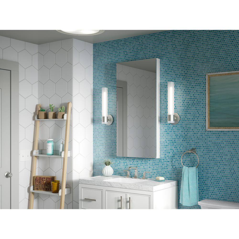 https://images.thdstatic.com/productImages/a72ab11e-56b2-49e5-86b0-325ff5acea84/svn/kohler-medicine-cabinets-with-mirrors-k-81156-la1-64_1000.jpg