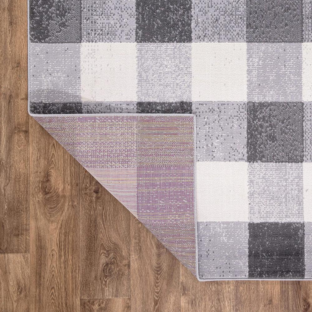 Gray and White Geometric Plaid Synthetic Area Rug 5' x 7'