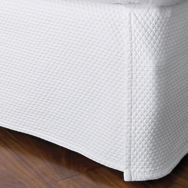 Madelyn Matelasse 18 in. Cotton Bed Skirt