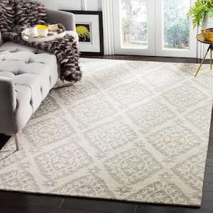 Micro-Loop Light Gray 4 ft. x 6 ft. Floral Area Rug