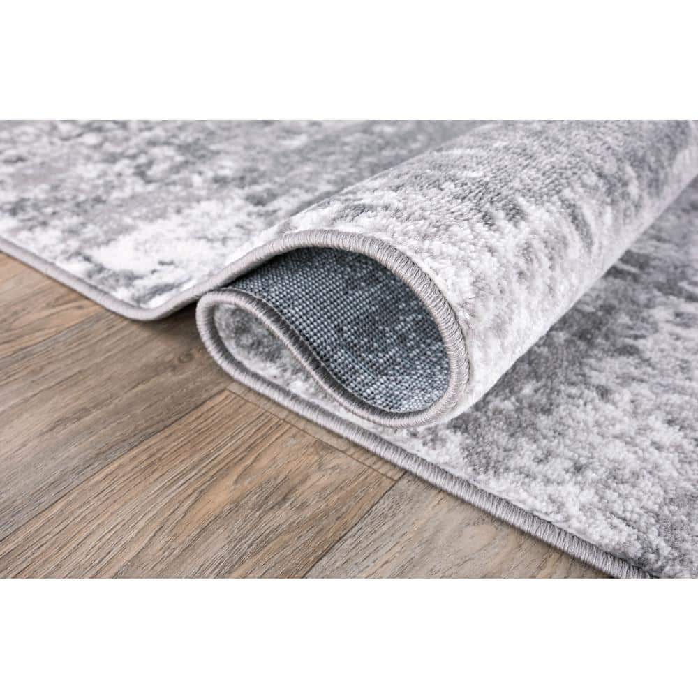 Gray Abstract 5' x 7' Stain-Resistant Synthetic Area Rug