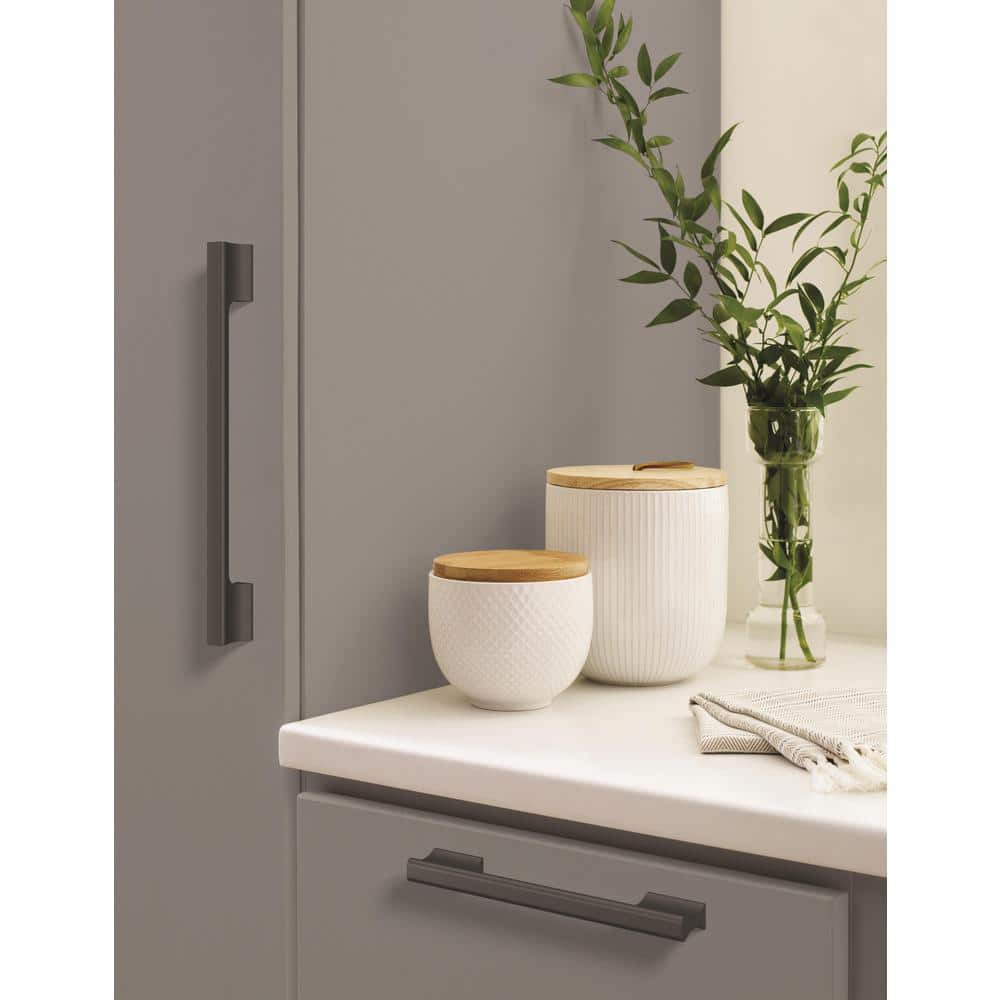 Matte Black Aluminum Cabinet Bar Pull with Mounting Hardware
