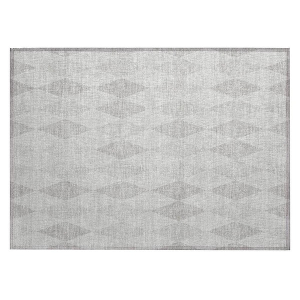HomeRoots Gray 2 ft. x 3 ft. Woven Geometric Rectangle Indoor/Outdoor Area Rug