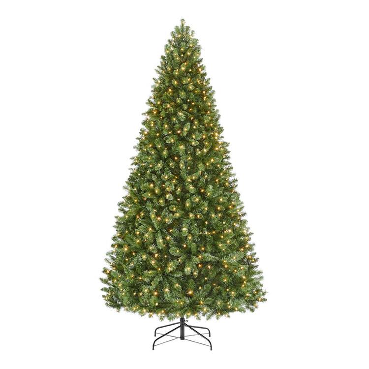 Home Accents Holiday 7.5 ft Fenwick Pine LED PreLit Artificial