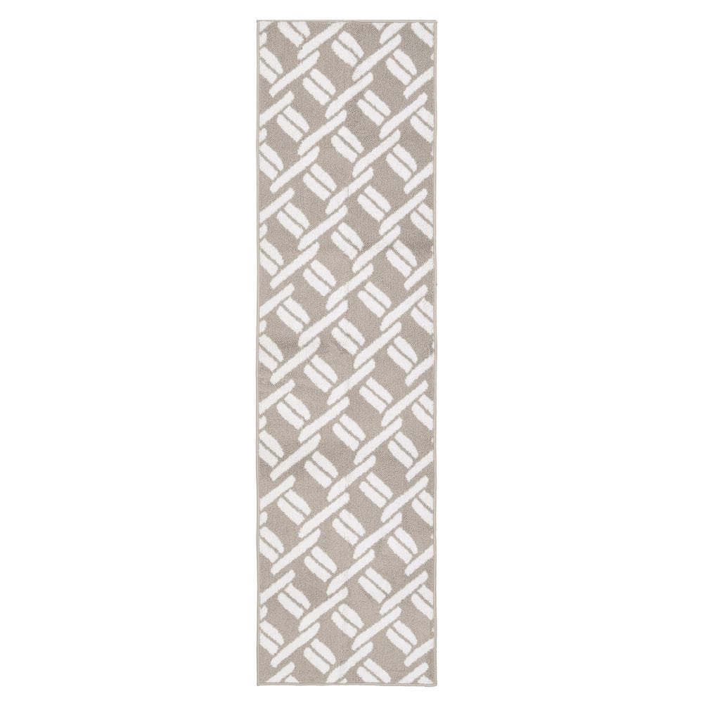 Tufted Light Grey and White 2 ft. 2 in. x 8 ft. Baize Chain Runner Rug