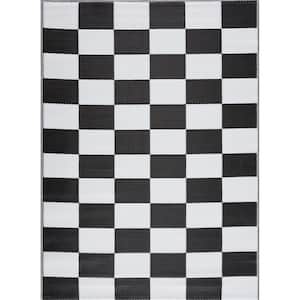 California Black and White 4 ft. x 6 ft. ReversibleIndoor/Outdoor Recycled, Plastic, Weather, Water, Stain, Fade