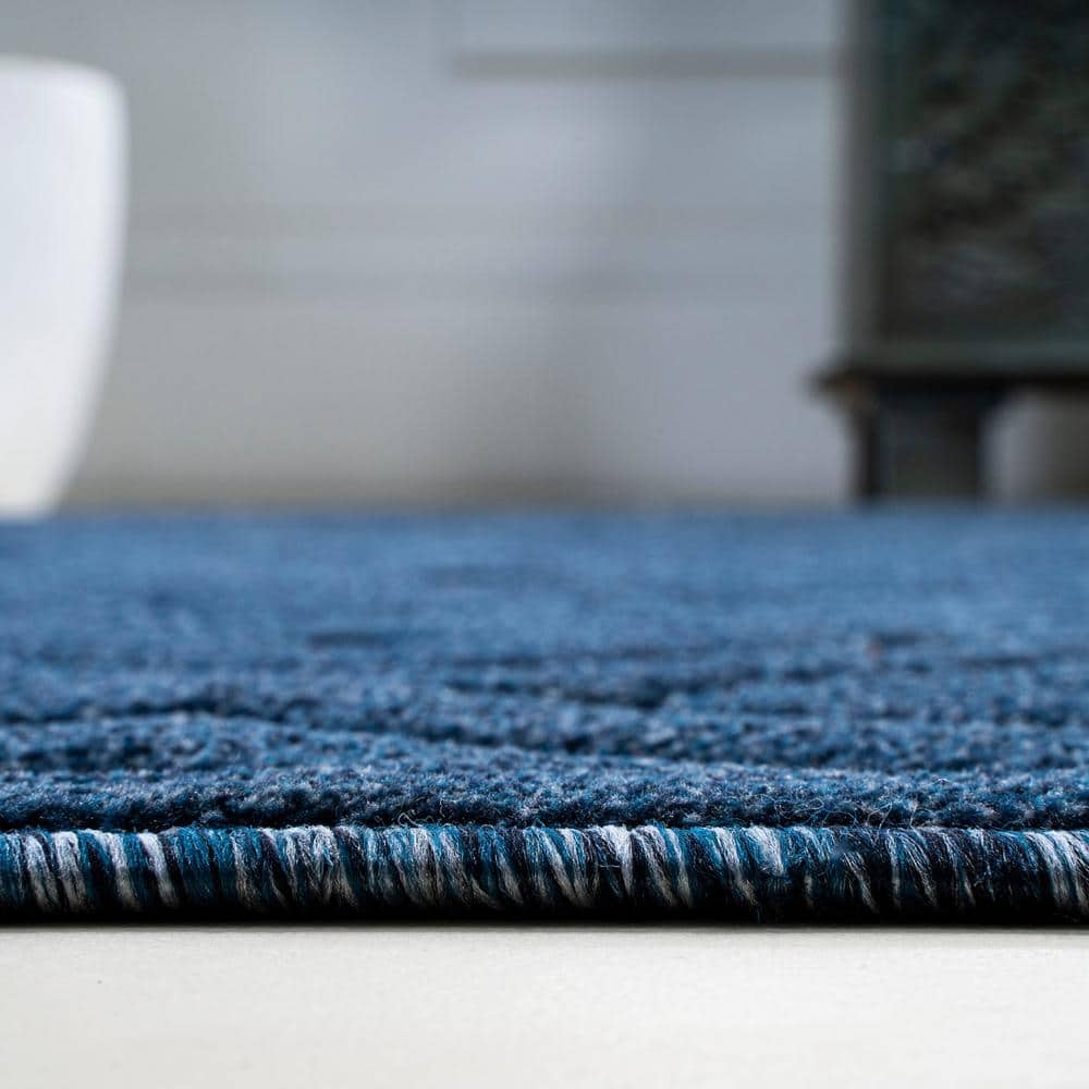 Navy Geometric Synthetic Rectangular Indoor/Outdoor Area Rug