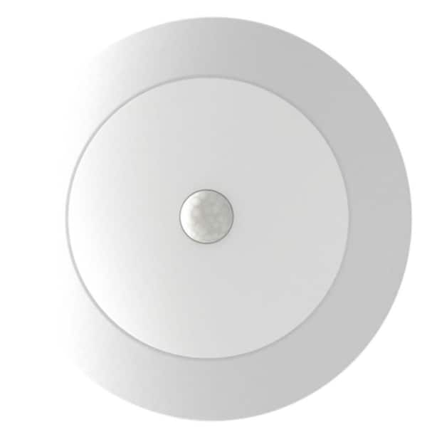 Halco Lighting Technologies 6 in. Surface Mount Downlight Adjustable CCT IC Rated Dimmable Indoor Outdoor Integrated LED Recessed Trim