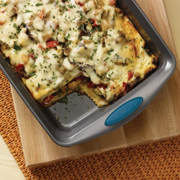 https://images.thdstatic.com/productImages/a7b03538-a278-4560-a4a9-859e3454dbf5/svn/marine-blue-and-gray-rachael-ray-bakeware-sets-47021-31_600.jpg