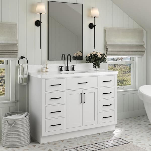 Hepburn 48 in. W x 22 in. D x 36 in. H Single Sink Freestanding Bath Vanity in White with Carrara Quartz Top