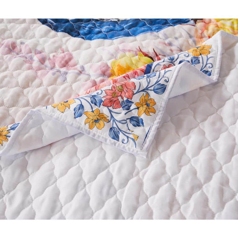 Huntington Peacock Garden 50" x 60" Quilted Throw Blanket