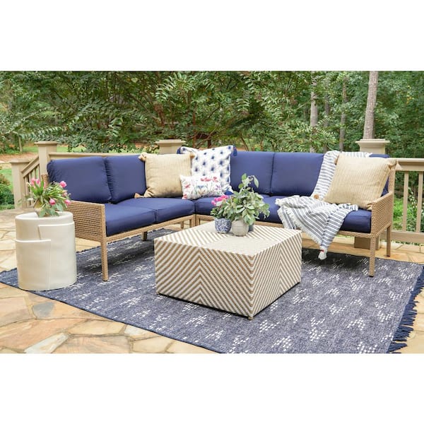 Leisure Made Riviera 5-Piece Wicker Outdoor Sectional Seating Set with Navy Polyester Cushions