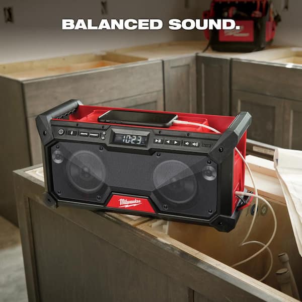 Milwaukee ラジオ 耐衝撃仕様　激レア新品未使用 Milwaukee M18 18V Lithium-Ion Cordless Jobsite Radio with M18 (1