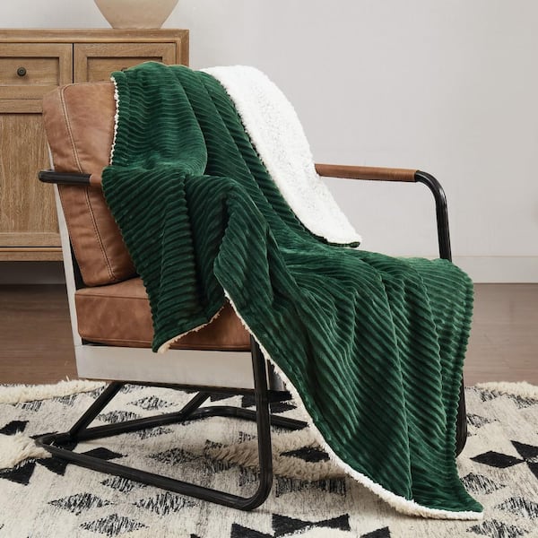 Corduroy Polyester Green 50 x 70 Throw