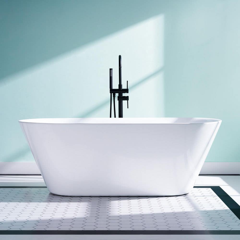 WELLFOR Sable 66 in. x 29 in. Acrylic Flat Bottom Freestanding