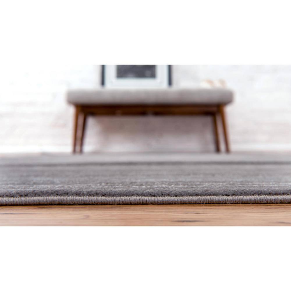 Elegant Gray 4' x 6' Rectangular Easy-Care Synthetic Area Rug