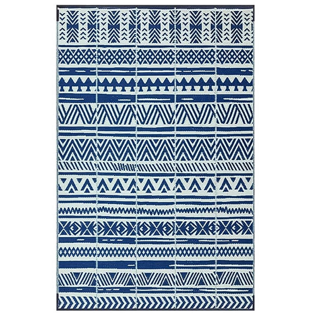 Gray 6 ft. x 9 ft. Reversible Portable Plastic Indoor/Outdoor Area Rug
