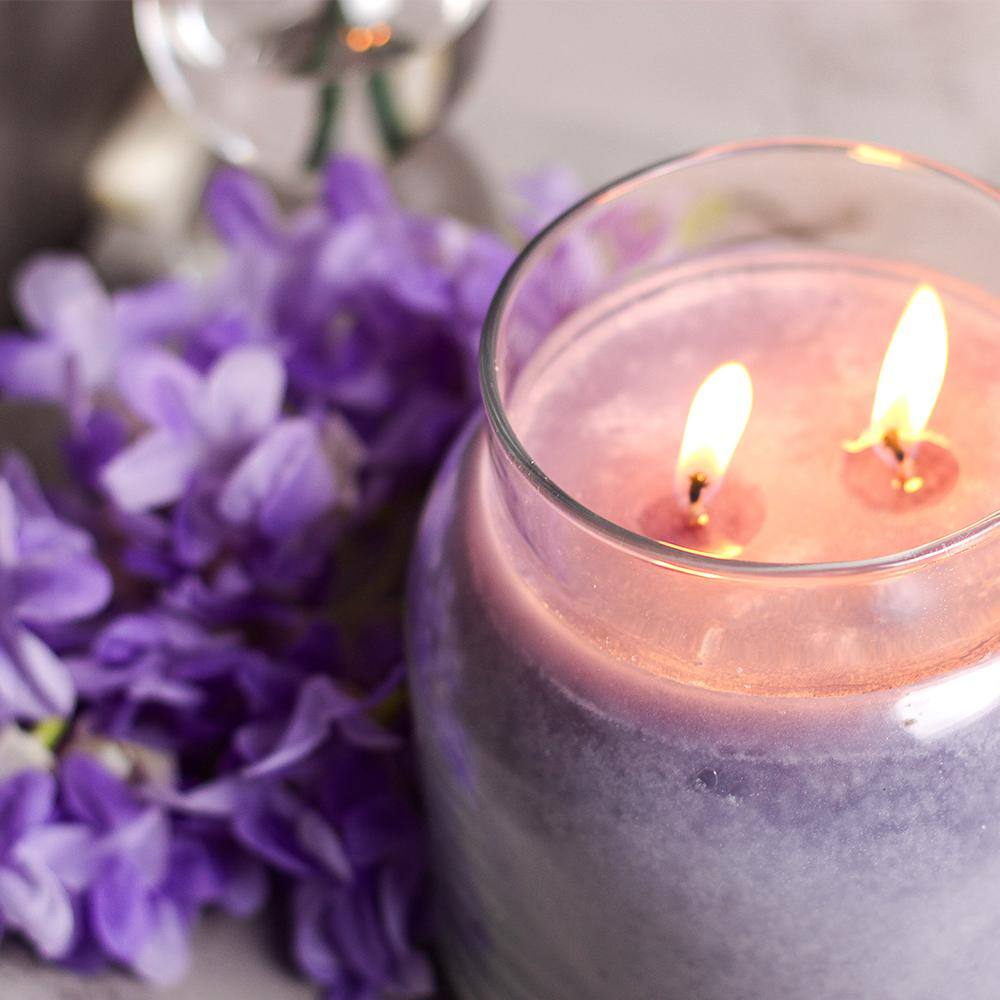 Lilacs in Bloom 34oz Scented Jar Candle with Black Lid