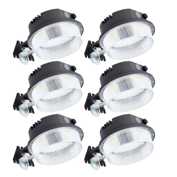 KOAOEIRS 150-Watt Equivalence 4000 Lumen 120° Bronze LED Barn Light with Dusk to Dawn Photocell Integrated LED Flood Light 6-Pack