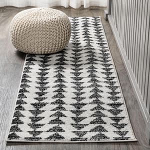 Aisha Moroccan Triangle Geometric Cream/Black 2 ft. x 14 ft. Runner Rug