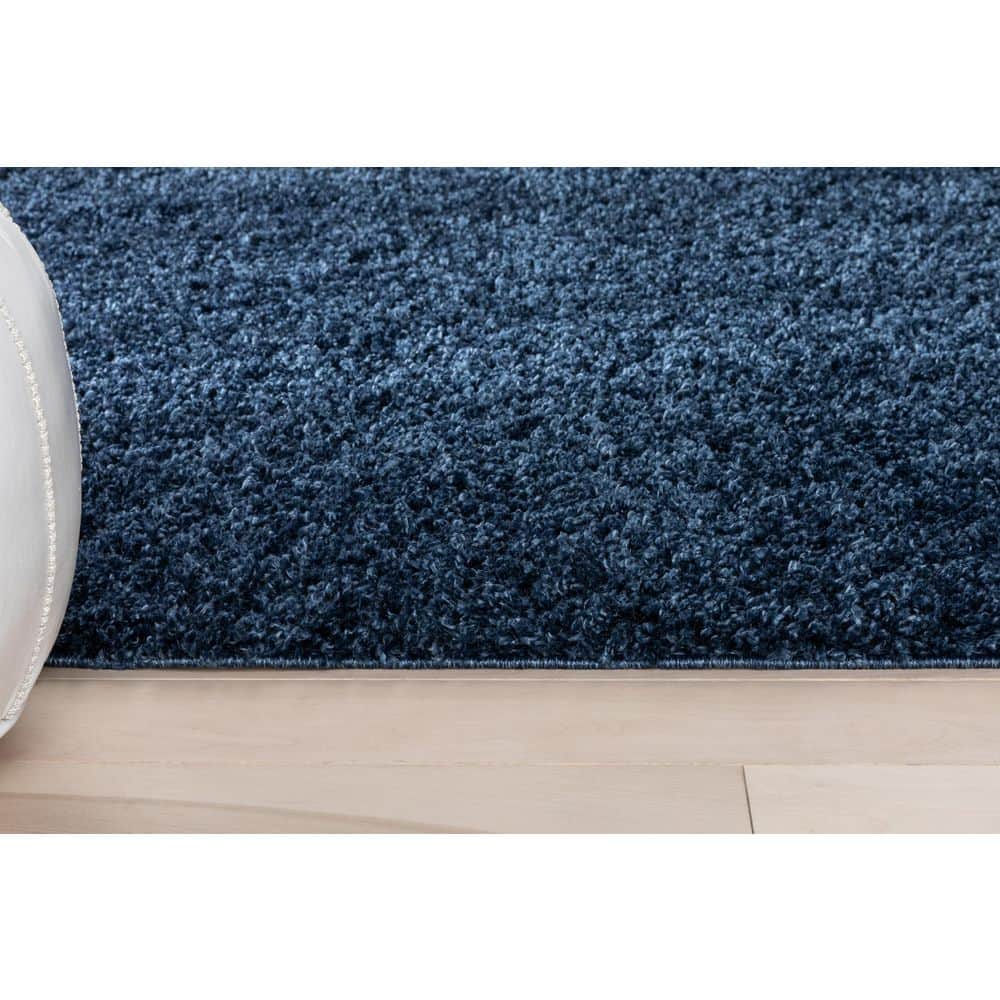 Dark Blue Reversible Solid Shag 5' x 7' Rug