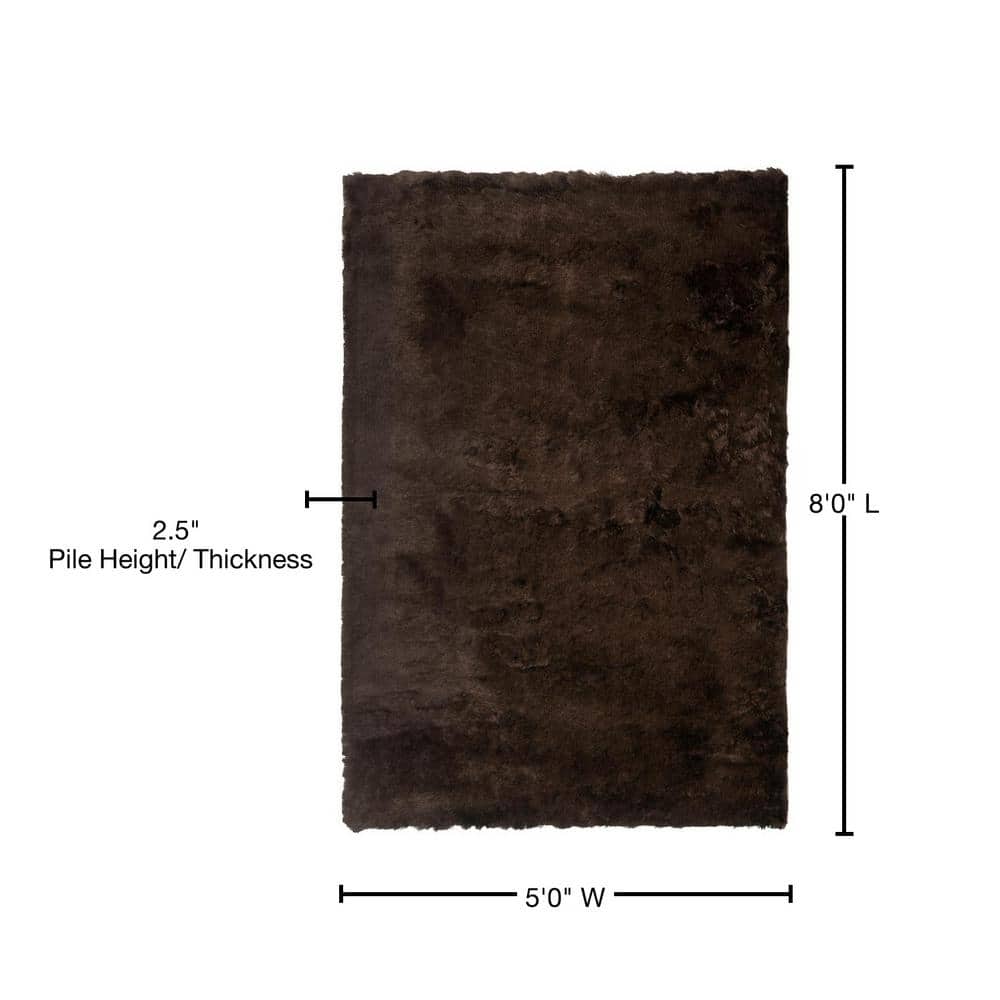 Handmade Chocolate Round Shag Fur Area Rug, 5' x 8'