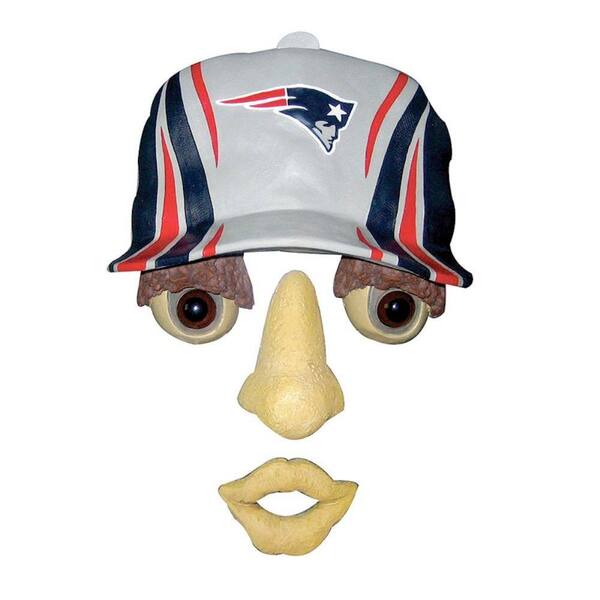Team Sports America 14 in. x 7 in. Forest Face New England Patriots