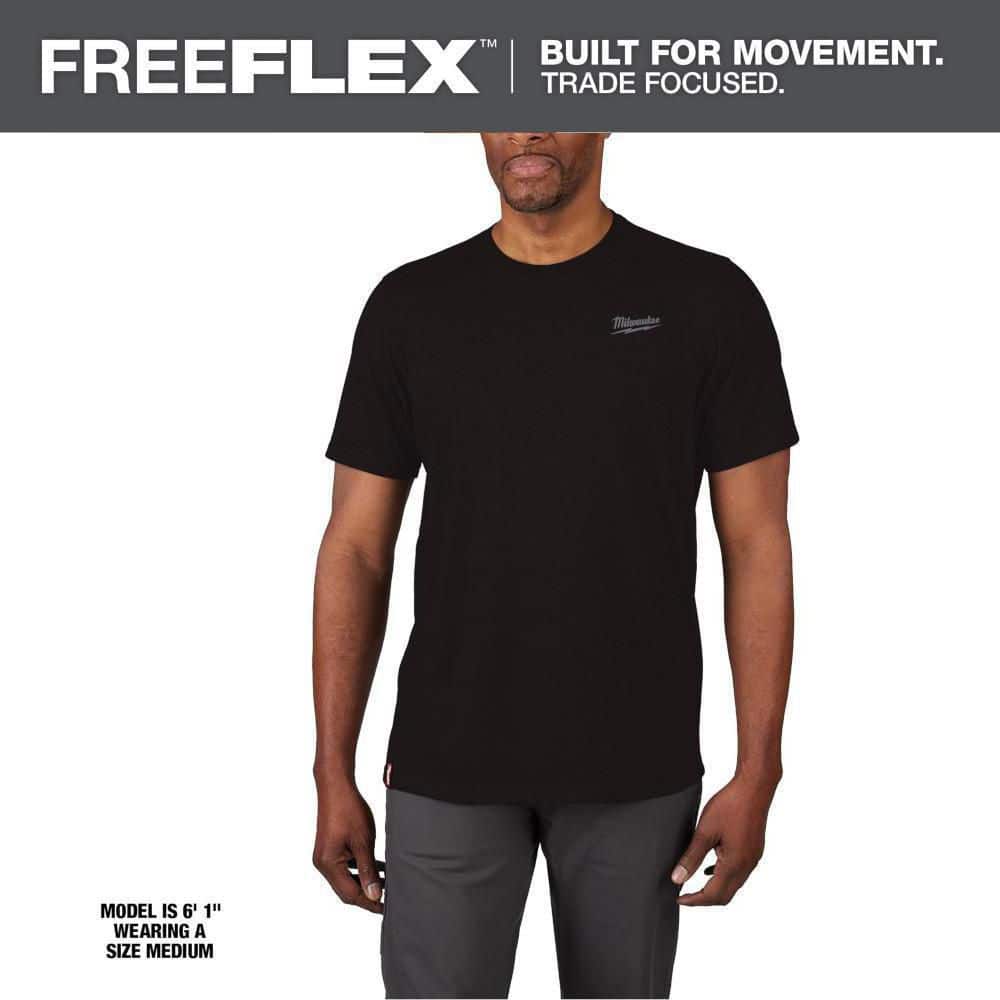 Milwaukee Men's X-Large Black Cotton/Polyester Short-Sleeve Hybrid