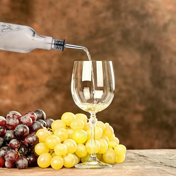 8-Pack 25 oz. Plastic Long Neck Bottles, Stainless Steel Leakproof Tapered Spout Pourer with Cap for Party Bar Supplies