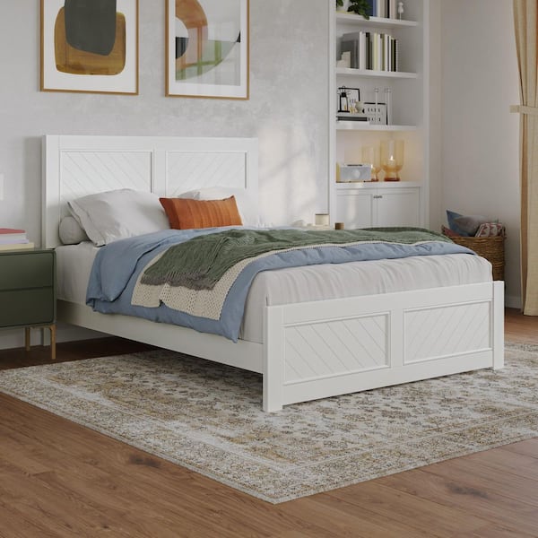 Berkshire White Solid Wood Frame Full Low Profile Platform Bed with Matching Footboard