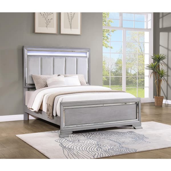 AndMakers Padua Washed Gray Wood Frame Full Panel Bed