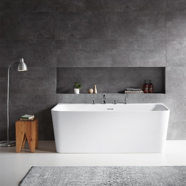 ROSWELL Dashiel 67 in. x 31.5 in. Acrylic Flatbottom Soaking Bathtub in White