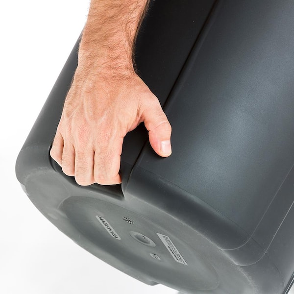 HDX 20 Gal. Outdoor Trash Can with Lid TI0077 - The Home Depot