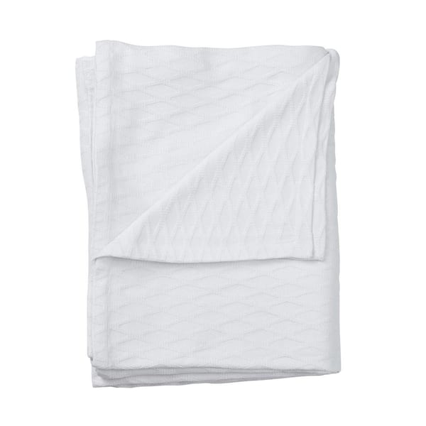 white cotton throw blanket