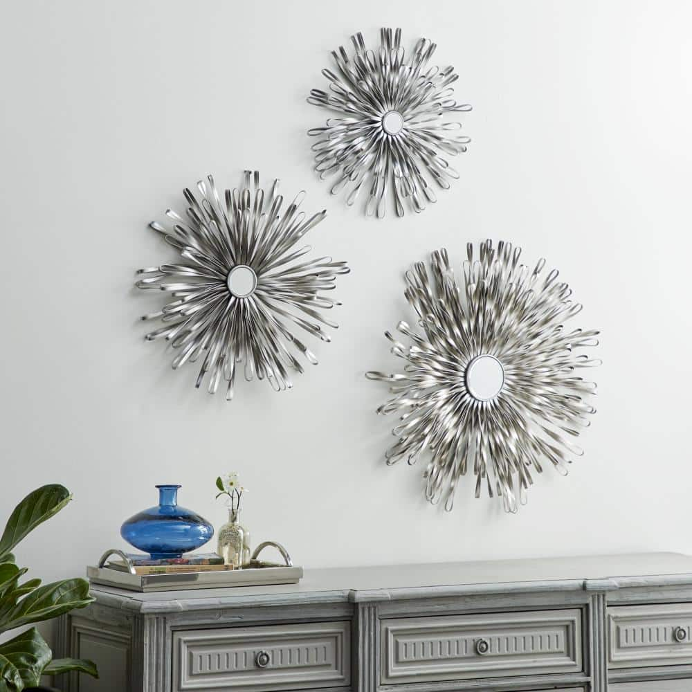 Stunning Sunburst Wall Decor in Silver: Transform Your Space