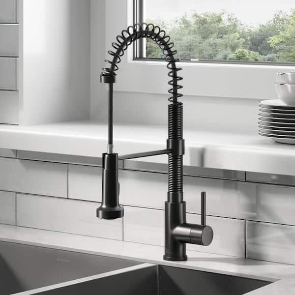 Swiss Madison Nouvet Single-Handle Pull-Down Sprayer Kitchen Faucet in Matte Black